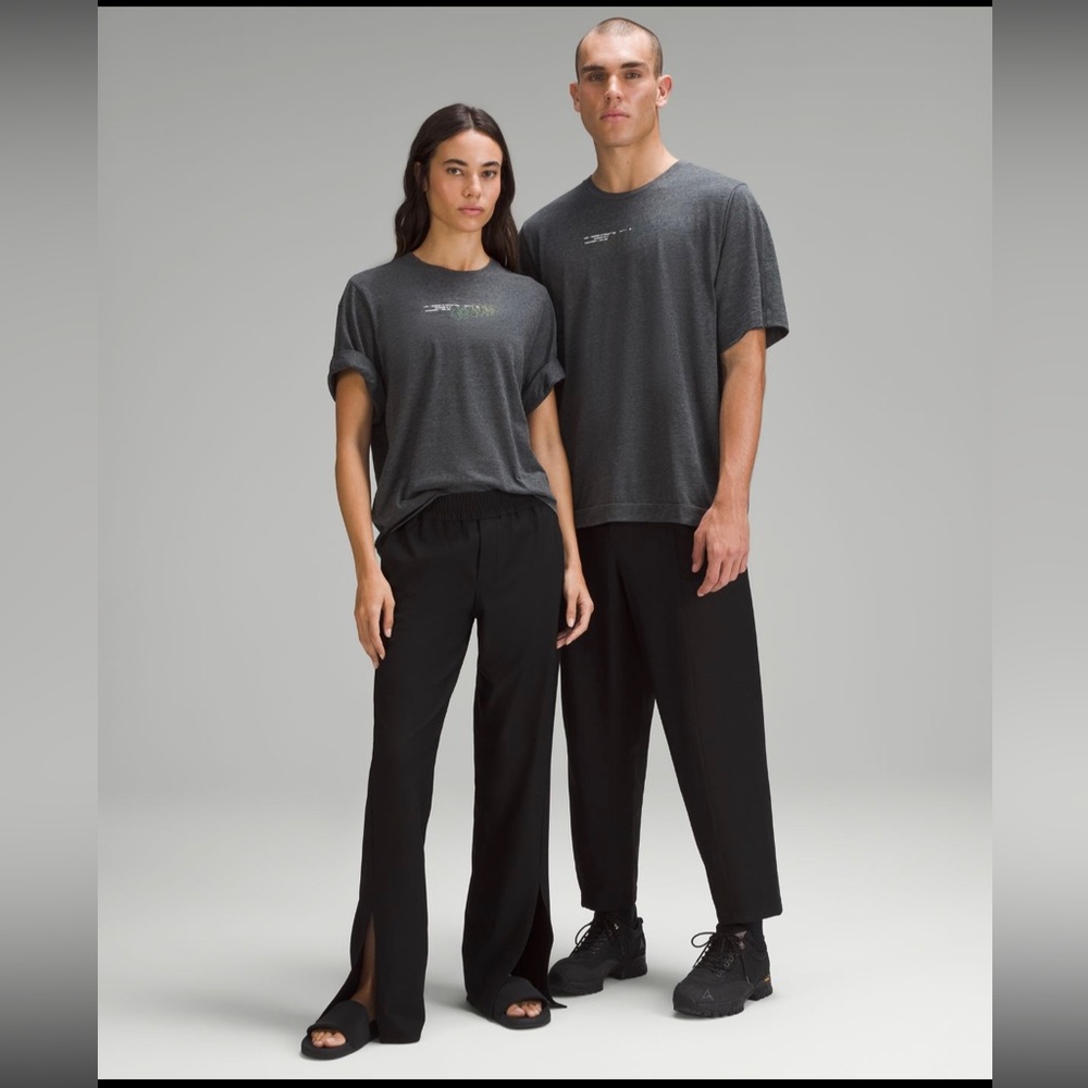 NWT! Mens Lululemon Lab T-shirt